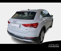 AUDI Q3 40 TDI quattro S tronic Business Advanced