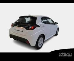 TOYOTA YARIS Hybrid Business MY20 Autom. 5 PORTE