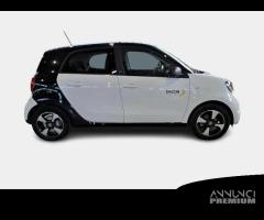 SMART FORFOUR EQ 41kW passion 5 PORTE