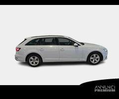 AUDI A4 AVANT 2.0 35 TDI BUSINESS S TRONIC