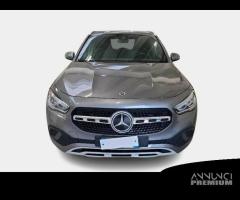 MERCEDES-BENZ GLA 200 d Automatic Sport