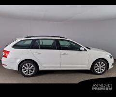 SKODA OCTAVIA WAGON 1.6 TDI EXECUTIVE