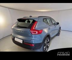 VOLVO XC40 B4 AWD automatico Ultimate Dark