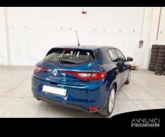 RENAULT MEGANE 1.3 TCE 103KW FAP DUEL2 5 PORTE