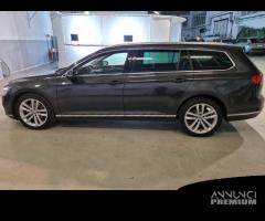 VOLKSWAGEN PASSAT VARIANT 2.0 TDI SCR EVO 110kW Ex