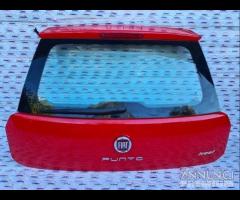 Portellone posteriore colore rosso fiat punto evo