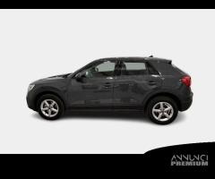 AUDI Q2 1.6 30 TDI BUSINESS S TRONIC