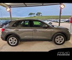 AUDI Q3 35 TDI S tronic Business