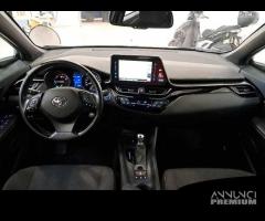 TOYOTA C-HR 1.8H 98CV E-CVT Business