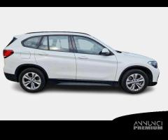 BMW X1 xDrive 25e Business Advantage automatico