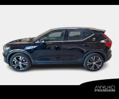 VOLVO XC40 T5 Plug-in Hybrid Recharge Inscription