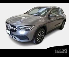 MERCEDES-BENZ GLA 200 d Automatic Sport