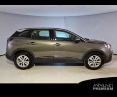 PEUGEOT 3008 BlueHDI 130 EAT8 S/S Business