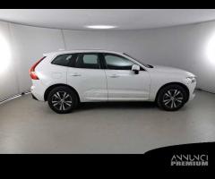 VOLVO XC60 B4 D AWD Geartronic Business Plus