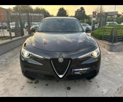 Alfa Romeo Stelvio 2.2 Turbodiesel 160 CV AT8 RWD