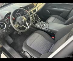 Alfa Romeo Stelvio 2.2 Turbodiesel 160 CV AT8 RWD - 13