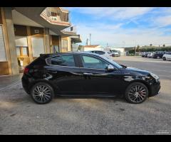 Alfa Romeo Giulietta 2.0 JTDm-2 140 CV - 9