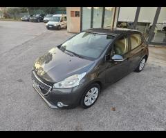 Peugeot 208 1.2 VTi 82 CV - Neopatentati