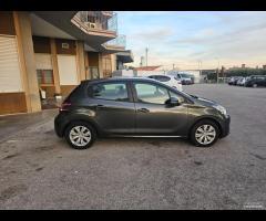 Peugeot 208 1.2 VTi 82 CV - Neopatentati - 9