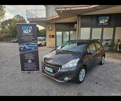 Peugeot 208 1.2 VTi 82 CV - Neopatentati