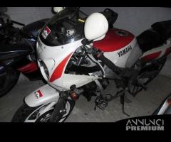 Ricambi usati yamaha fzr 600 - 1989