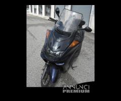 Ricambi usati yamaha majesty 250 - 2000