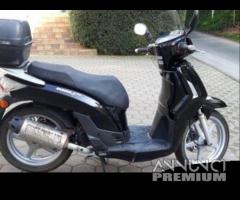 Ricambi usati per kymco people 50 4t 2007 nero