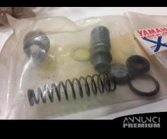 Kit revisione pompa frizione yamaha fzr 1000