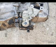 Cambio manuale 6 marce Peugeot 3008 1.6 diesel - 9