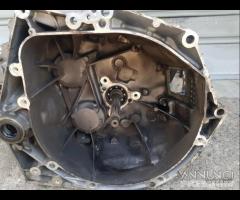 Cambio manuale 6 marce Peugeot 3008 1.6 diesel - 16