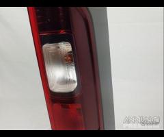 Stop posteriore destro renault trafic vettura 2018 - 13