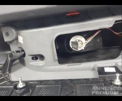 Stop posteriore destro renault trafic vettura 2018 - 16