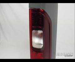 Stop posteriore destro renault trafic vettura 2018 - 30