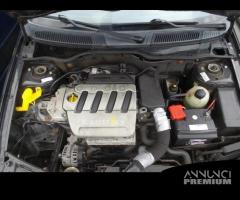 PBL370 Motore Renault 1.4B 16V K4J750 [99/03]