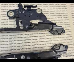 Cerniere cofano anteriore Bmw F20 F30 F31 2016 - 5