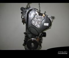 PBL256 Motore Renault Laguna 1.9 F9Q674 [05/07]