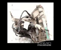 Sct107 scatola cambio manuale nissan