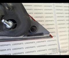 92404-3Z300 Stop lato destro portellone I40 2015 - 13