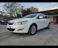 Opel Astra 1.7 CDTI 110CV 5 porte Cosmo