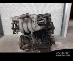 PBL318 Motore Hyundai 1.6B 16V G4GR [95/02]