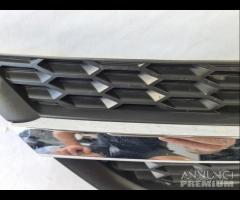 Mascherina destra paraurti anteriore Rav4 2014 - 9