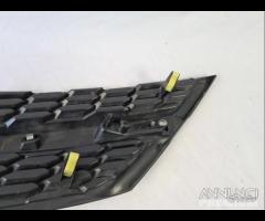 Mascherina destra paraurti anteriore Rav4 2014 - 25