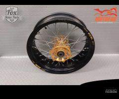 RUOTA MOTARD YAMAHA 17X5 5.5 LAMA EXCEL MOZZO CHT