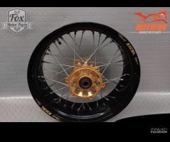 RUOTA MOTARD YAMAHA 17X5 5.5 LAMA EXCEL MOZZO CHT