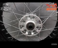 RUOTA MOTARD YAMAHA 17X5 5.5 LAMA EXCEL MOZZO CHT - 17