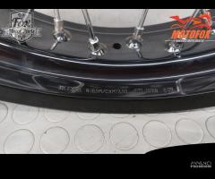 RUOTA MOTARD YAMAHA 17X5 5.5 LAMA EXCEL MOZZO CHT - 18