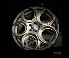 CERCHI IN LEGA ALFA ROMEO GT / 147 / 159 DA 17 - 7