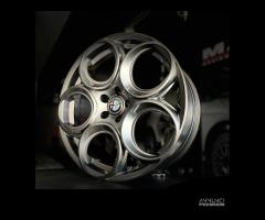 CERCHI IN LEGA ALFA ROMEO GT / 147 / 159 DA 17 - 12