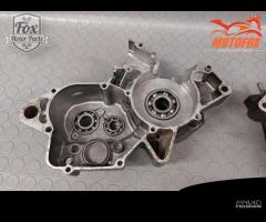 COPPIA CARTER CENTRALI HONDA CR 125 HPP 90/94/97 O - 23