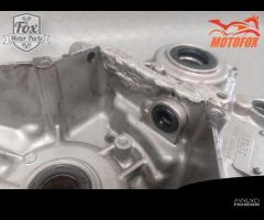 OFFERT COPPIA CARTER CENTRALI HONDA CR 125 HPP 90/ - 12